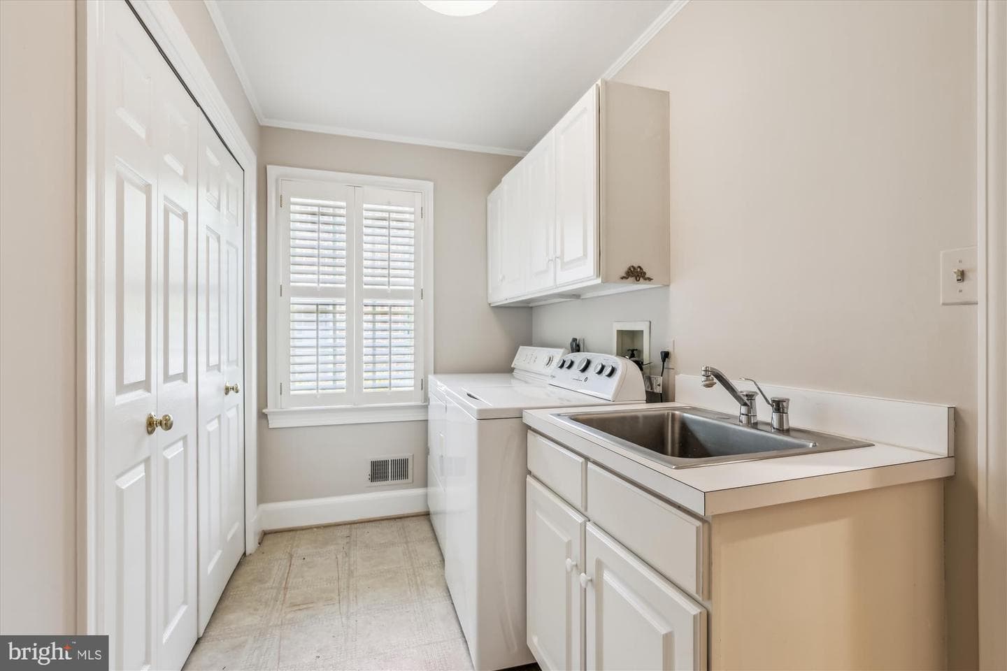 2929 Eddington Terrace photo 82