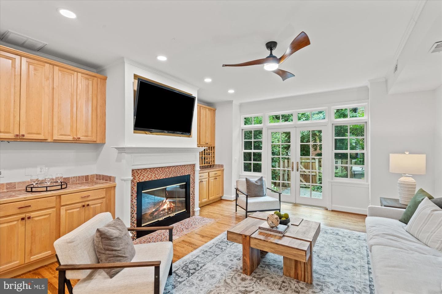 918 S Saint Asaph Street photo 14