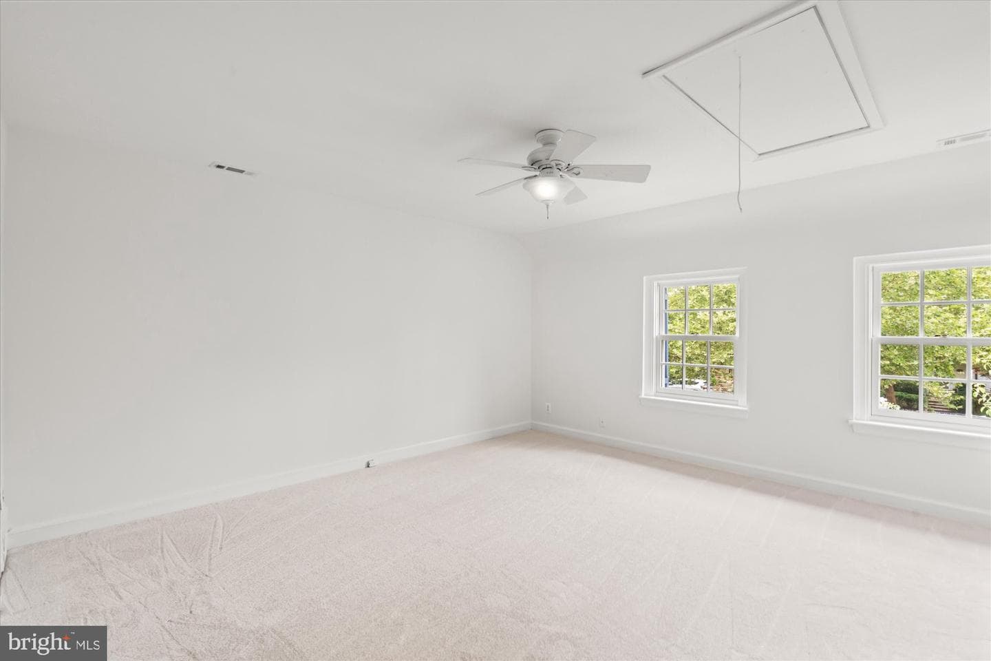 918 S Saint Asaph Street photo 22