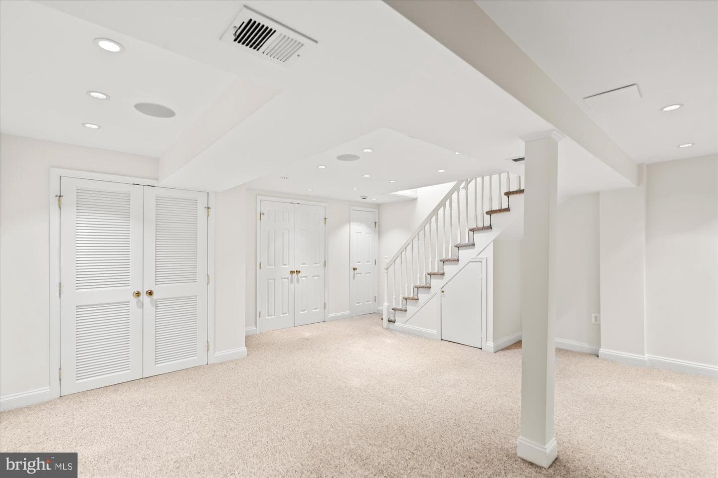 918 S Saint Asaph Street photo 30