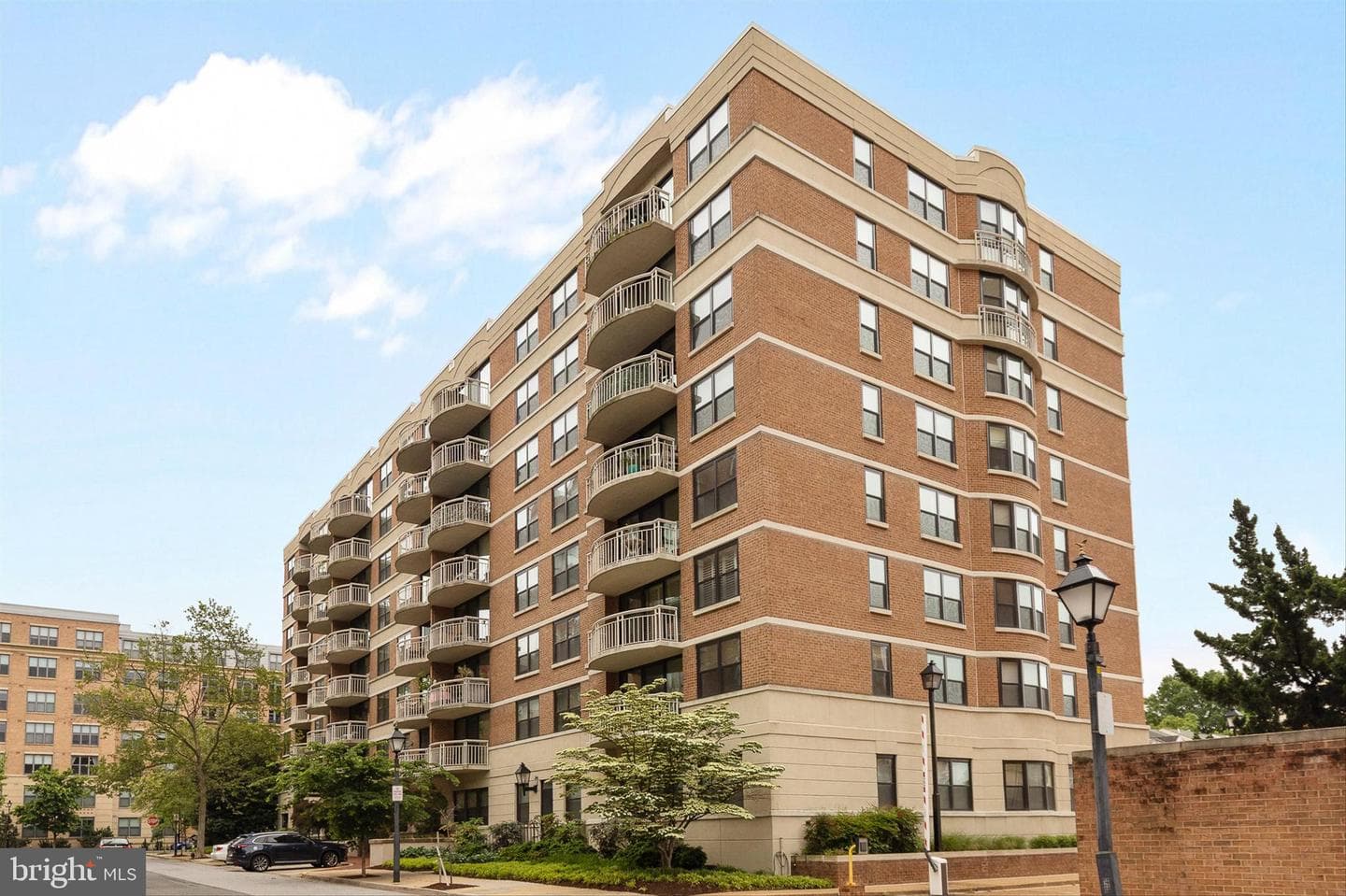 1200 Braddock Place #411 photo 2