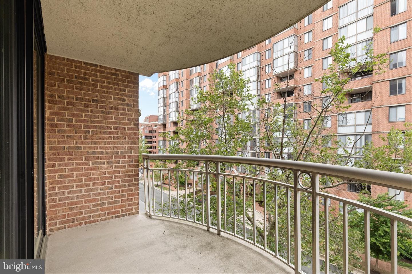 1200 Braddock Place #411 photo 21