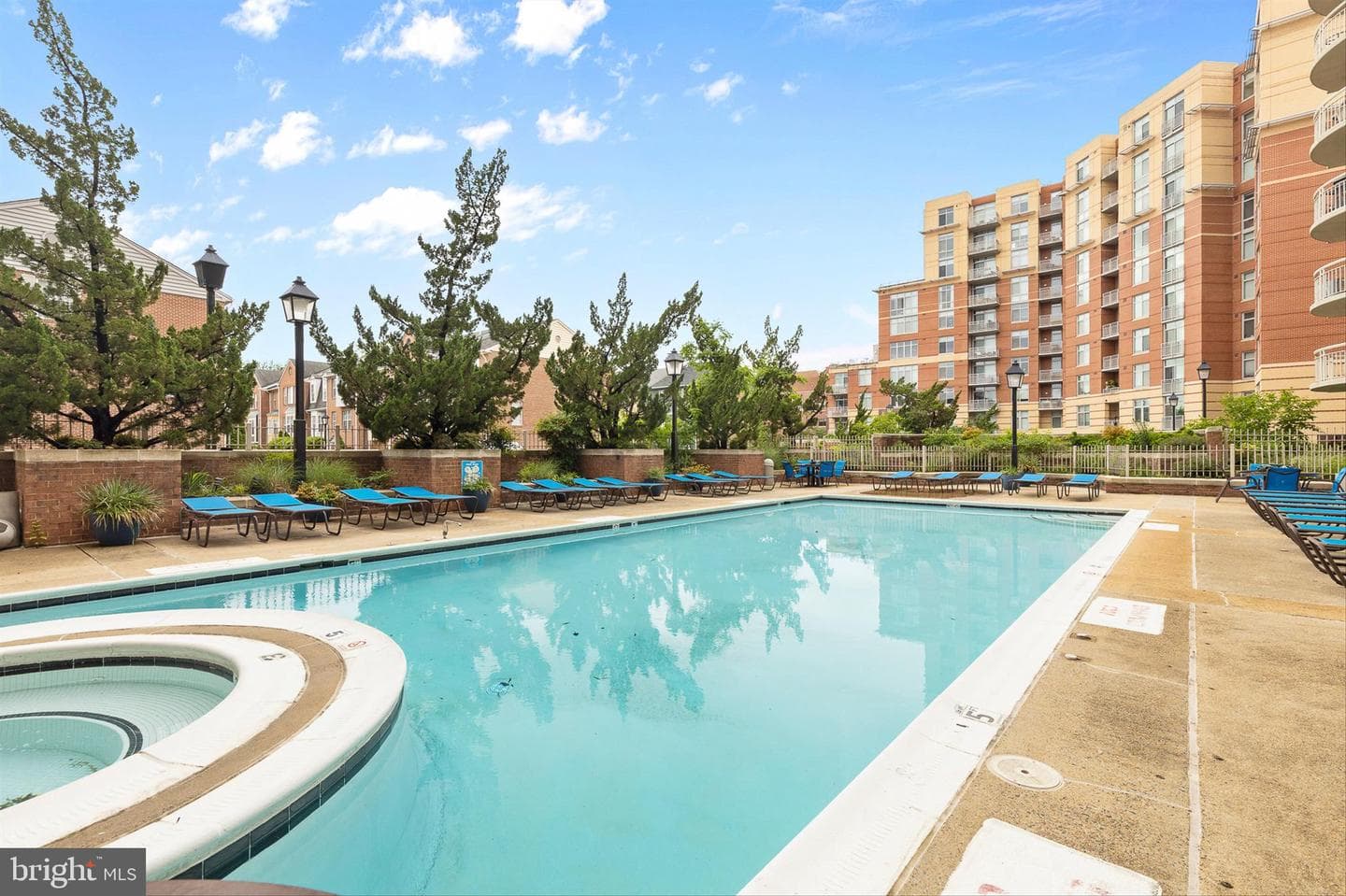 1200 Braddock Place #411 photo 22