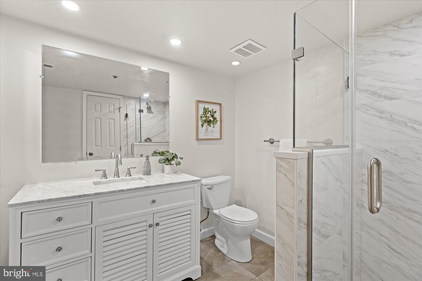 1200 Braddock Place #512 photo 16