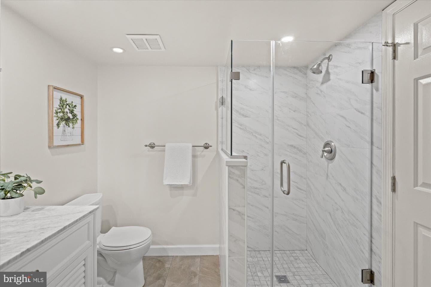 1200 Braddock Place #512 photo 18