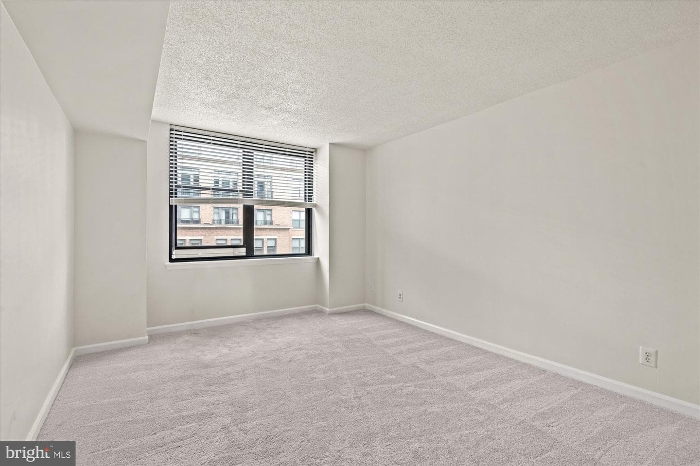 1200 Braddock Place #512 photo 20