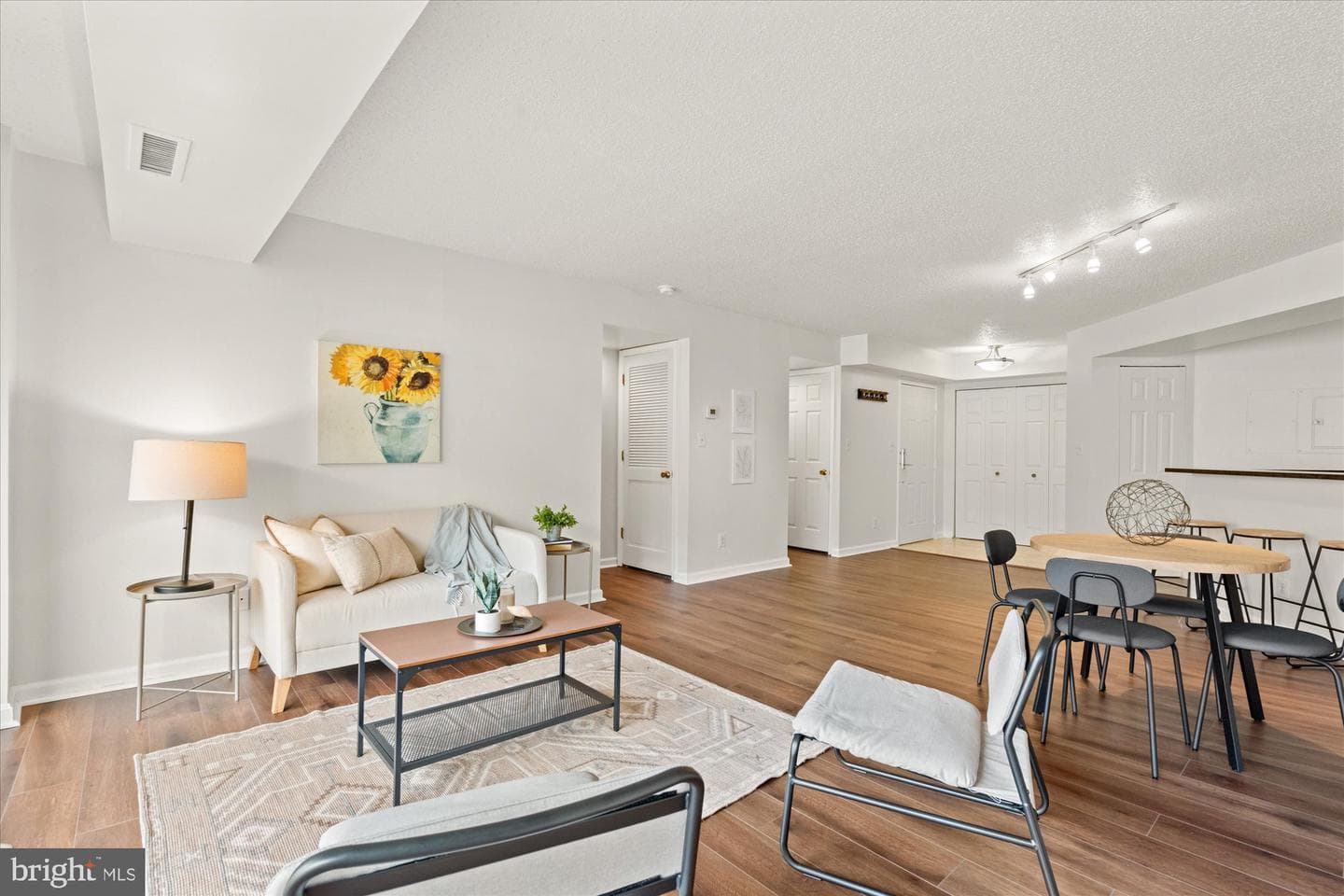 1200 Braddock Place #512 photo 3