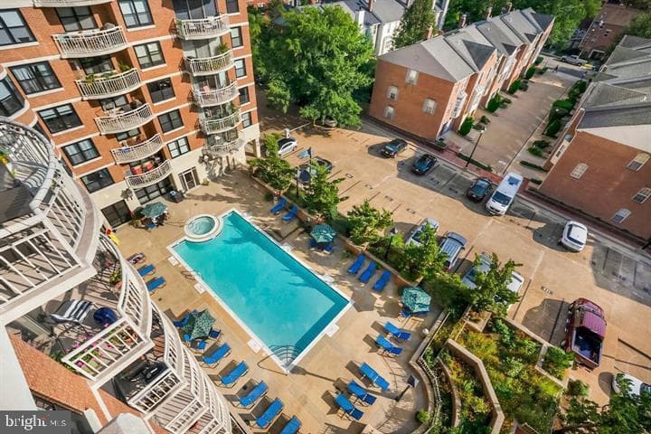 1200 Braddock Place #512 photo 32