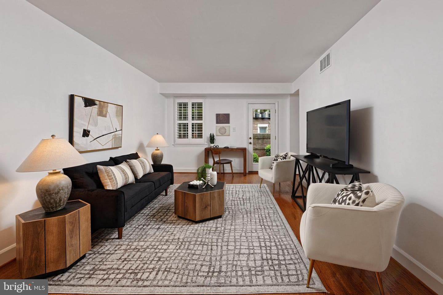 1107 N Pitt Street #1b photo 6