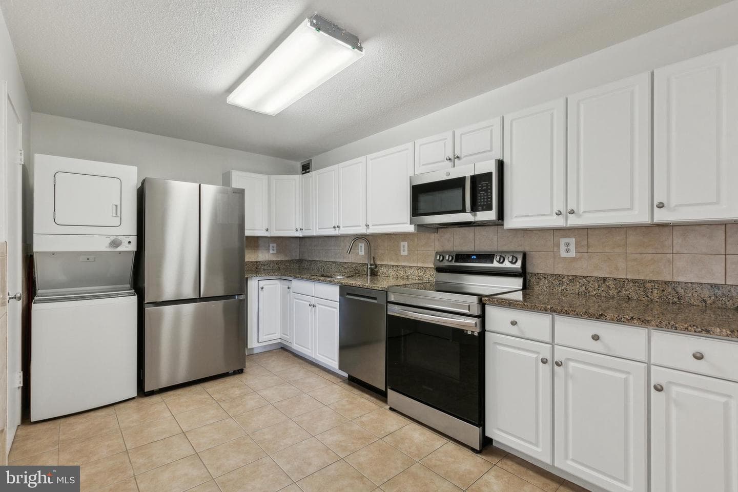 307 Yoakum Parkway #1620 photo 8