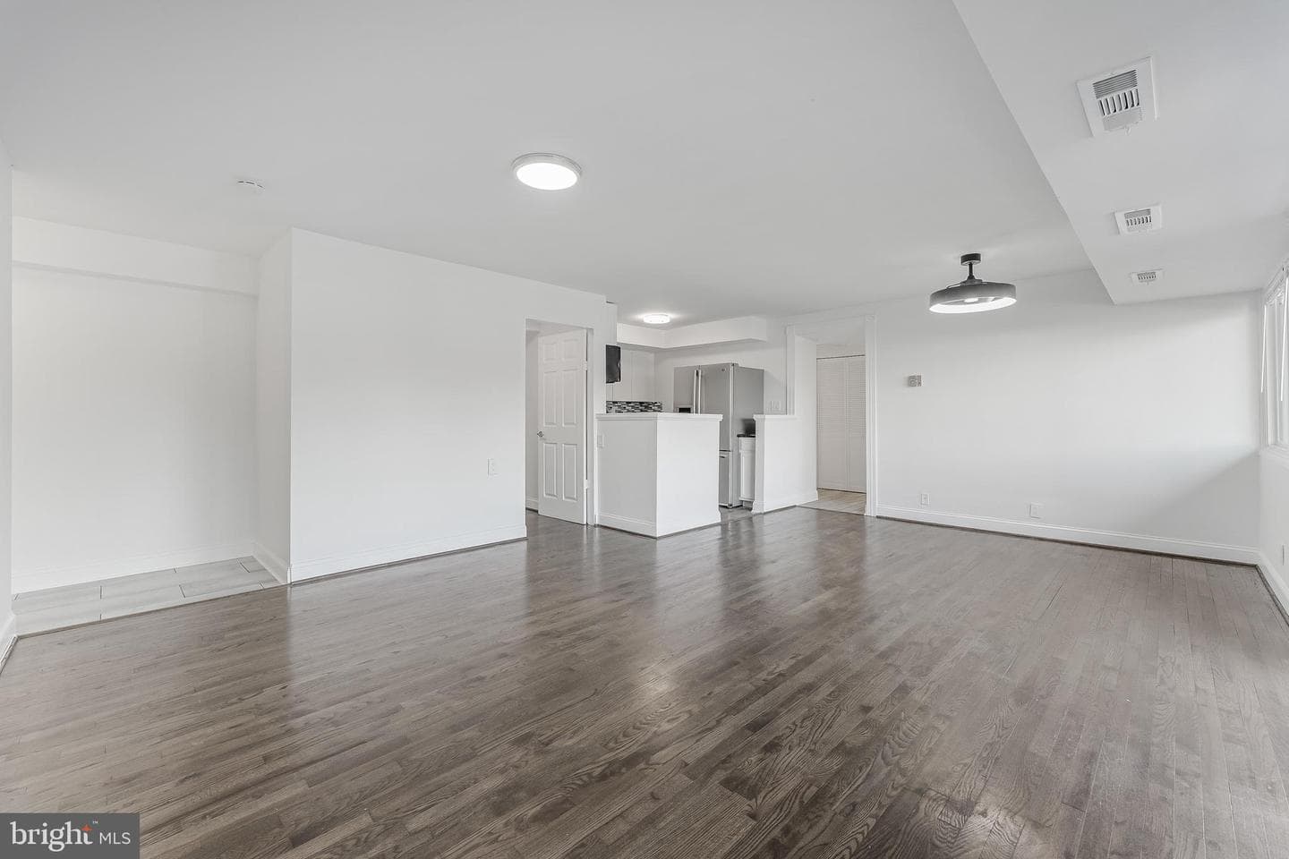 5851 Quantrell Avenue #t4 photo 1