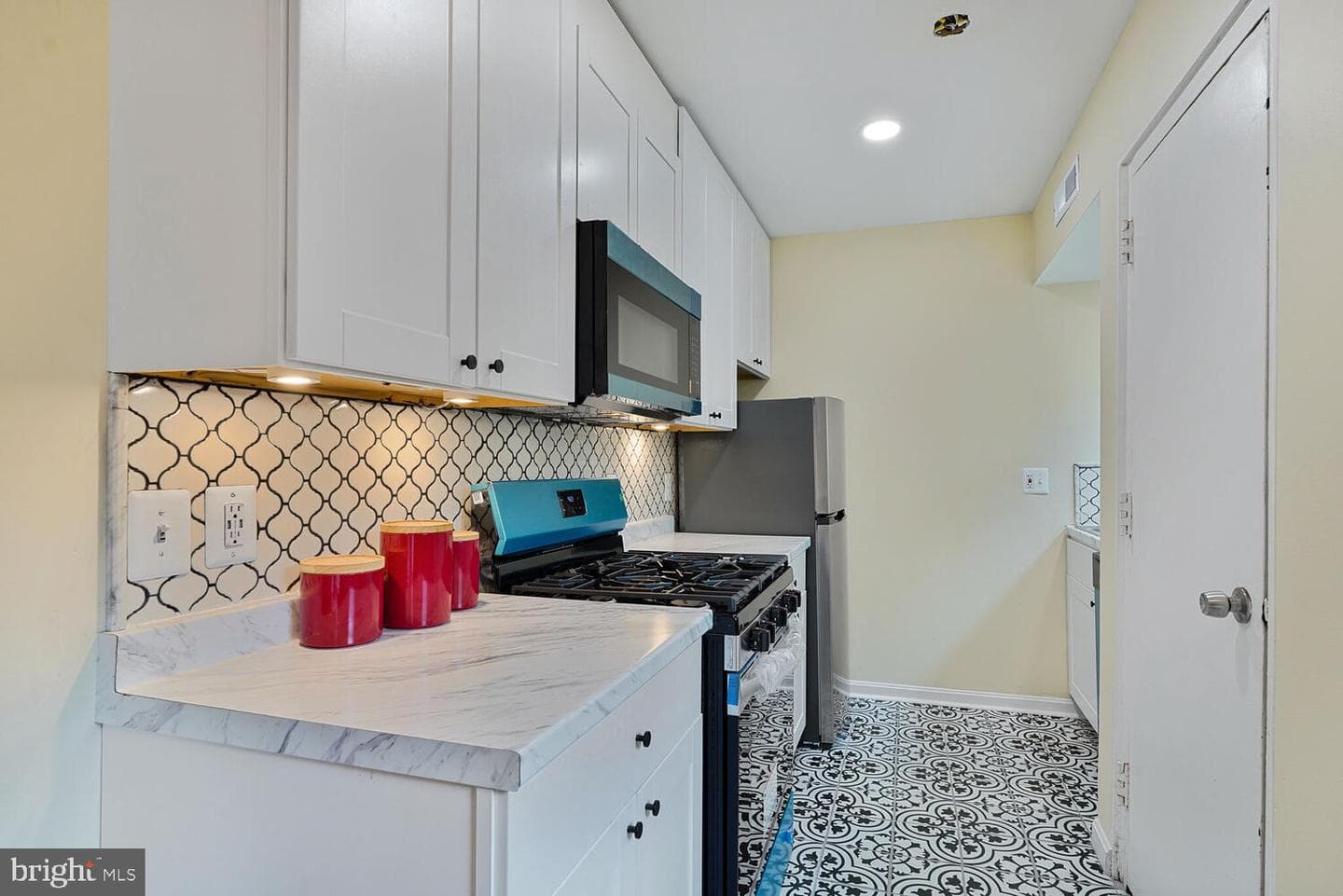 426 N Armistead Street #304 photo 12