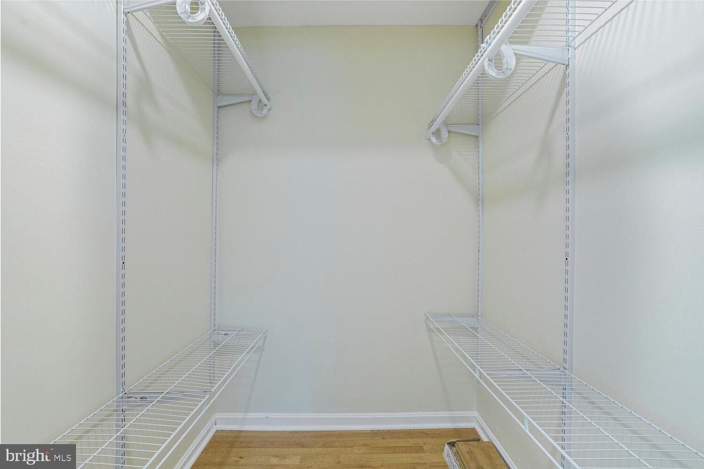 426 N Armistead Street #304 photo 21