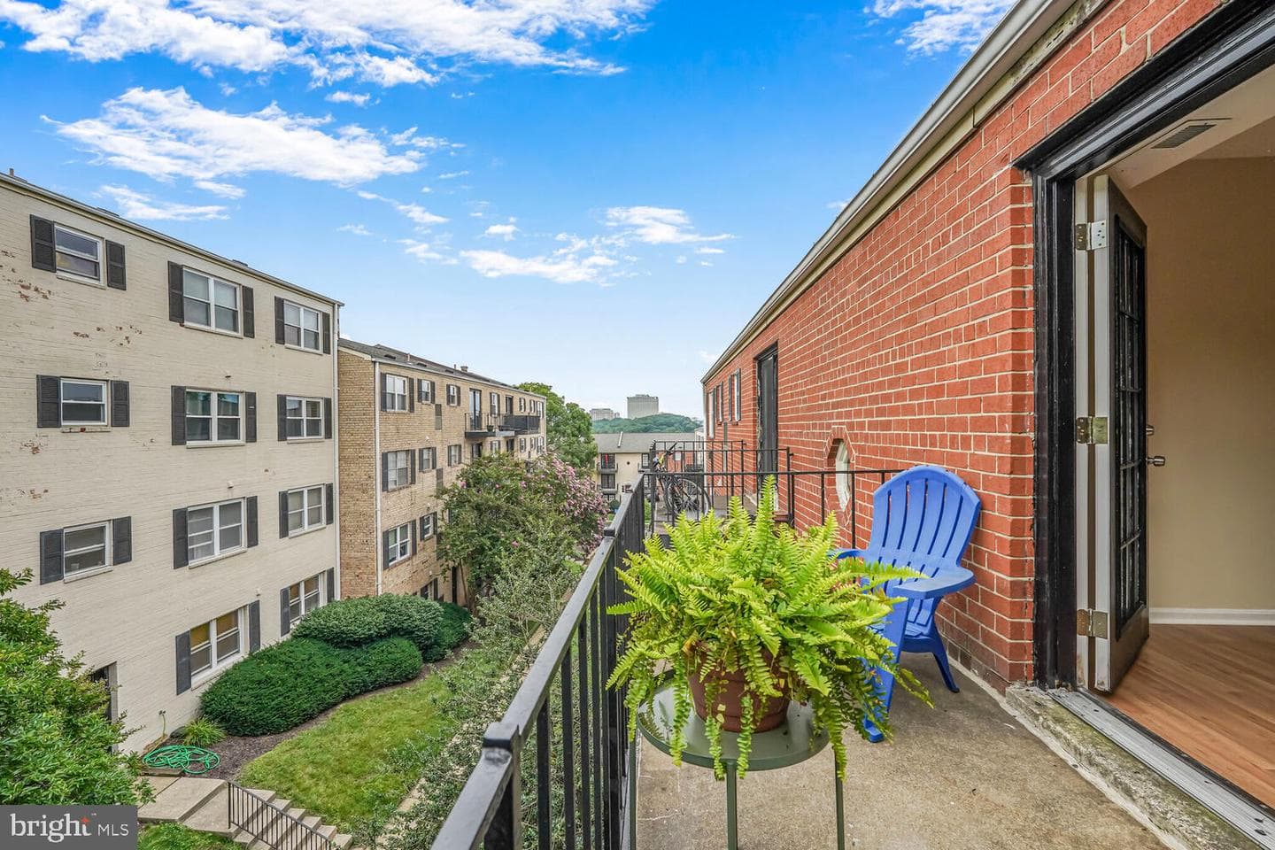 426 N Armistead Street #304 photo 23
