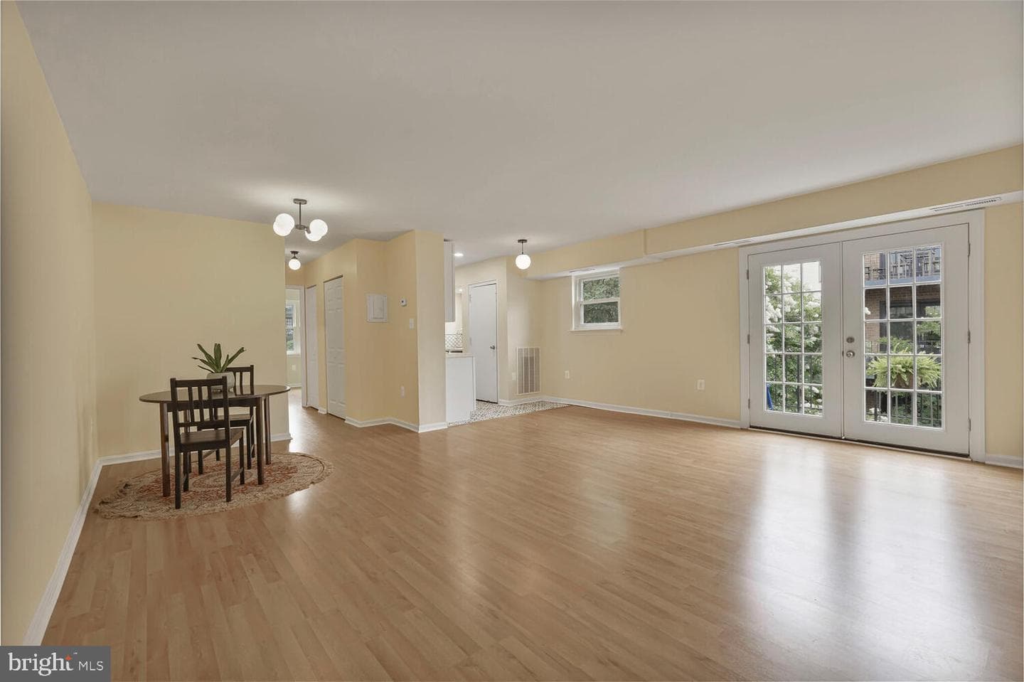 426 N Armistead Street #304 photo 4