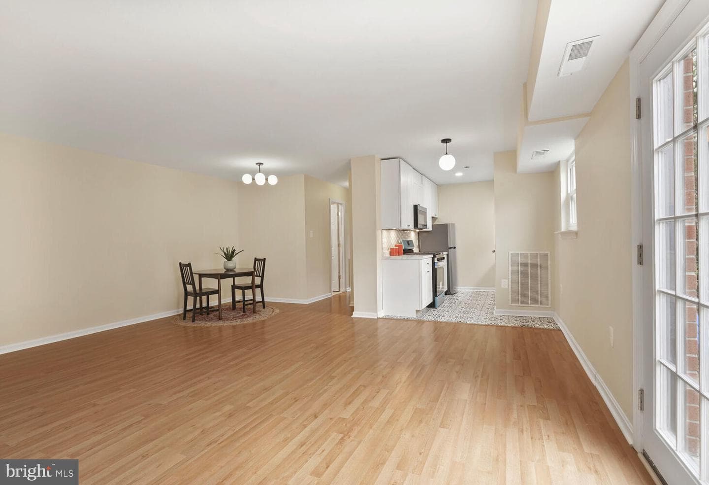426 N Armistead Street #304 photo 6
