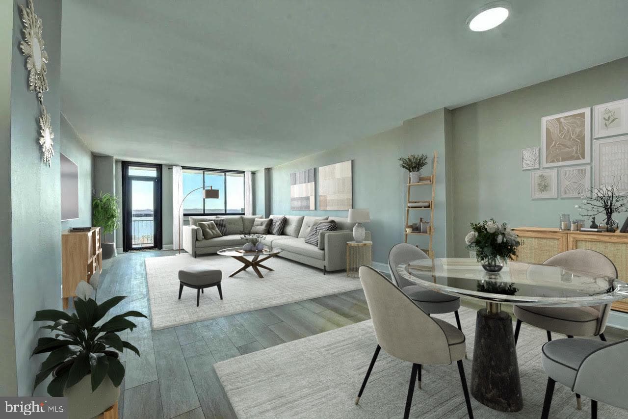 801 N Pitt Street N #1206 photo 2