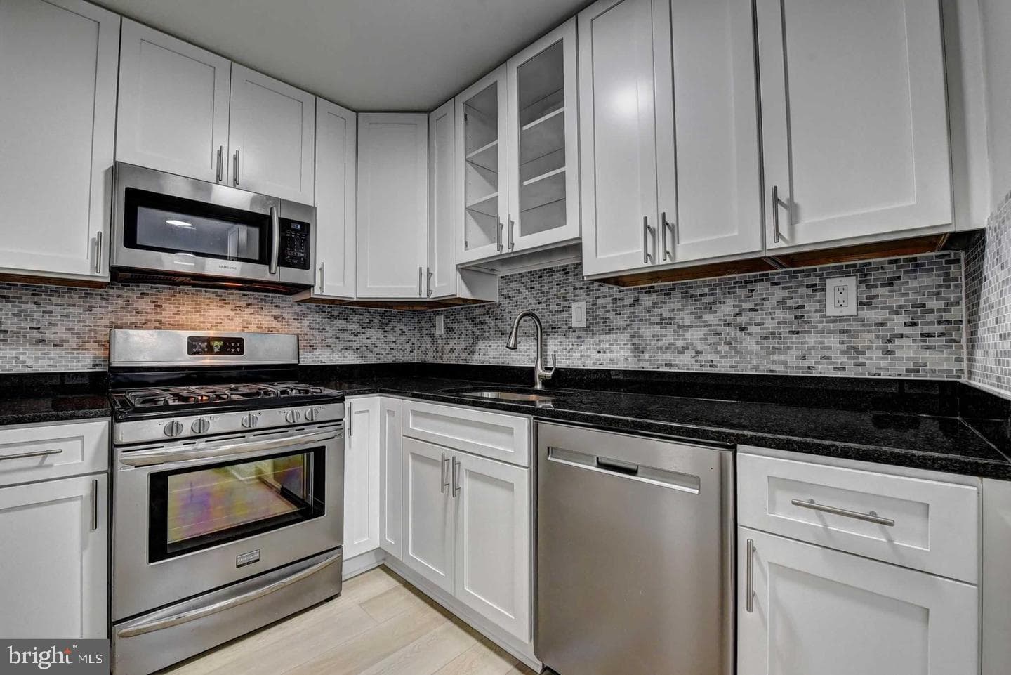 801 N Pitt Street N #1206 photo 6
