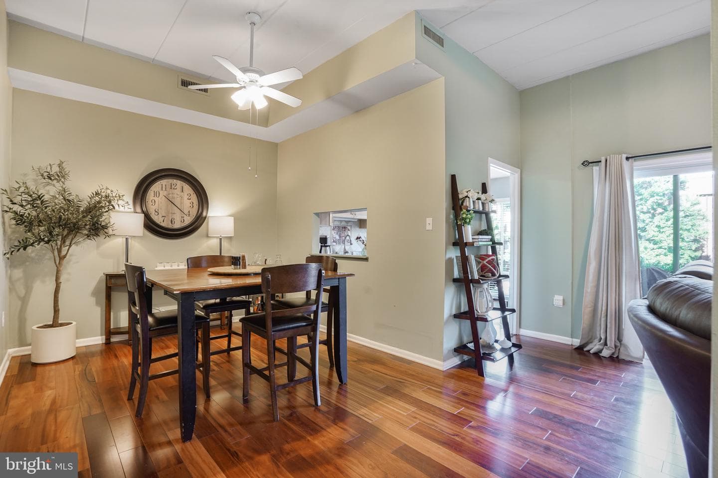 128 Roberts Lane #100 photo 5