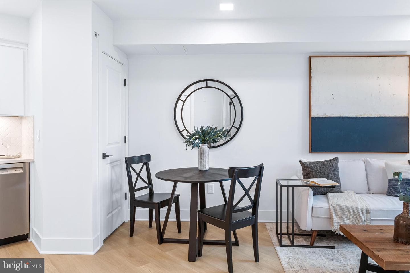 701 N Henry Street #211 photo 19