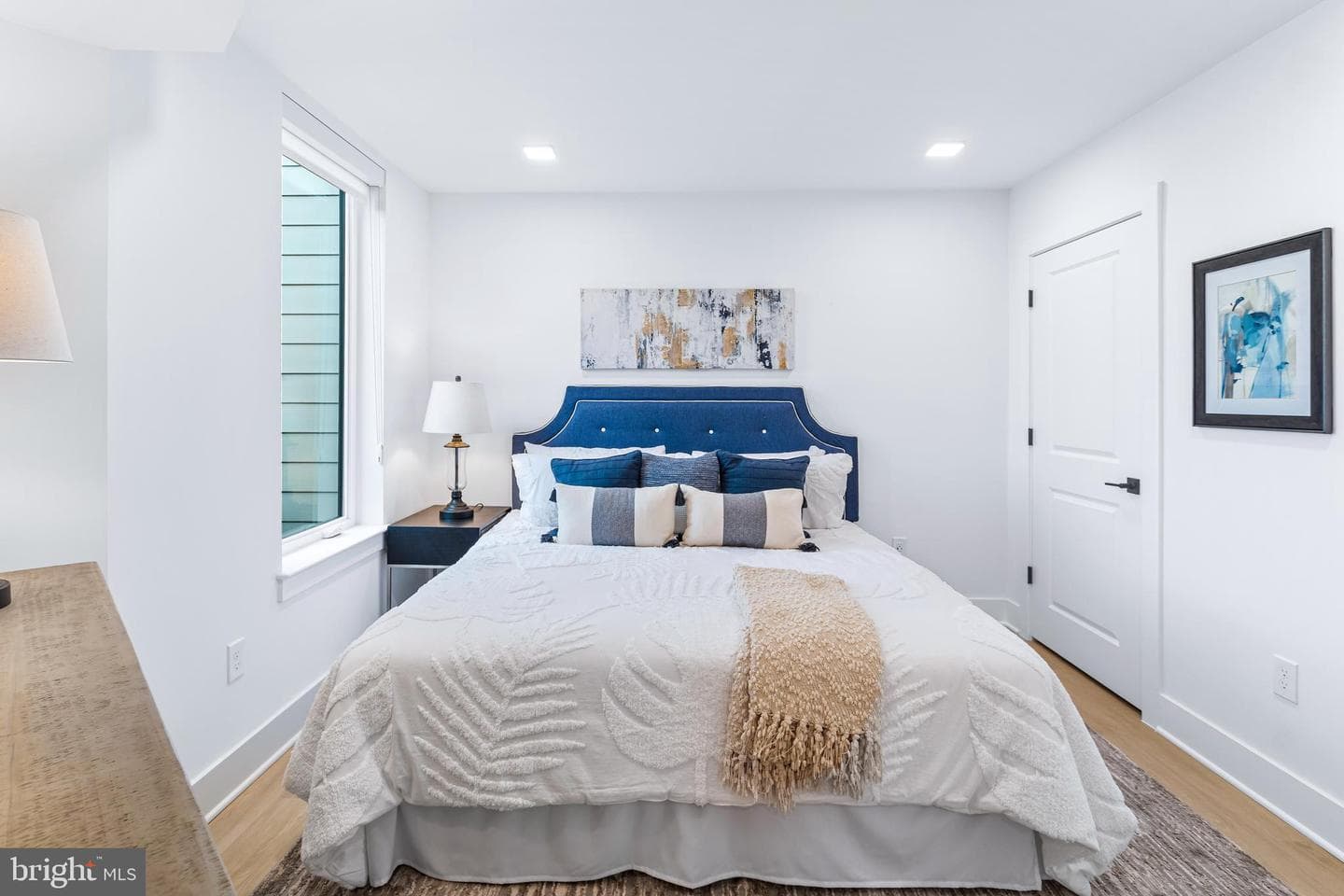 701 N Henry Street #211 photo 27