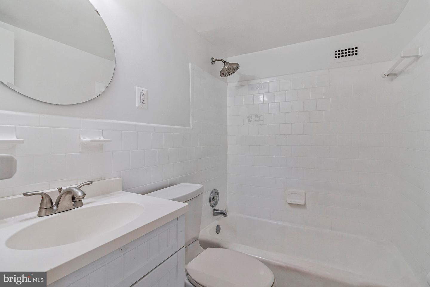 5801 Quantrell Avenue #203 photo 16