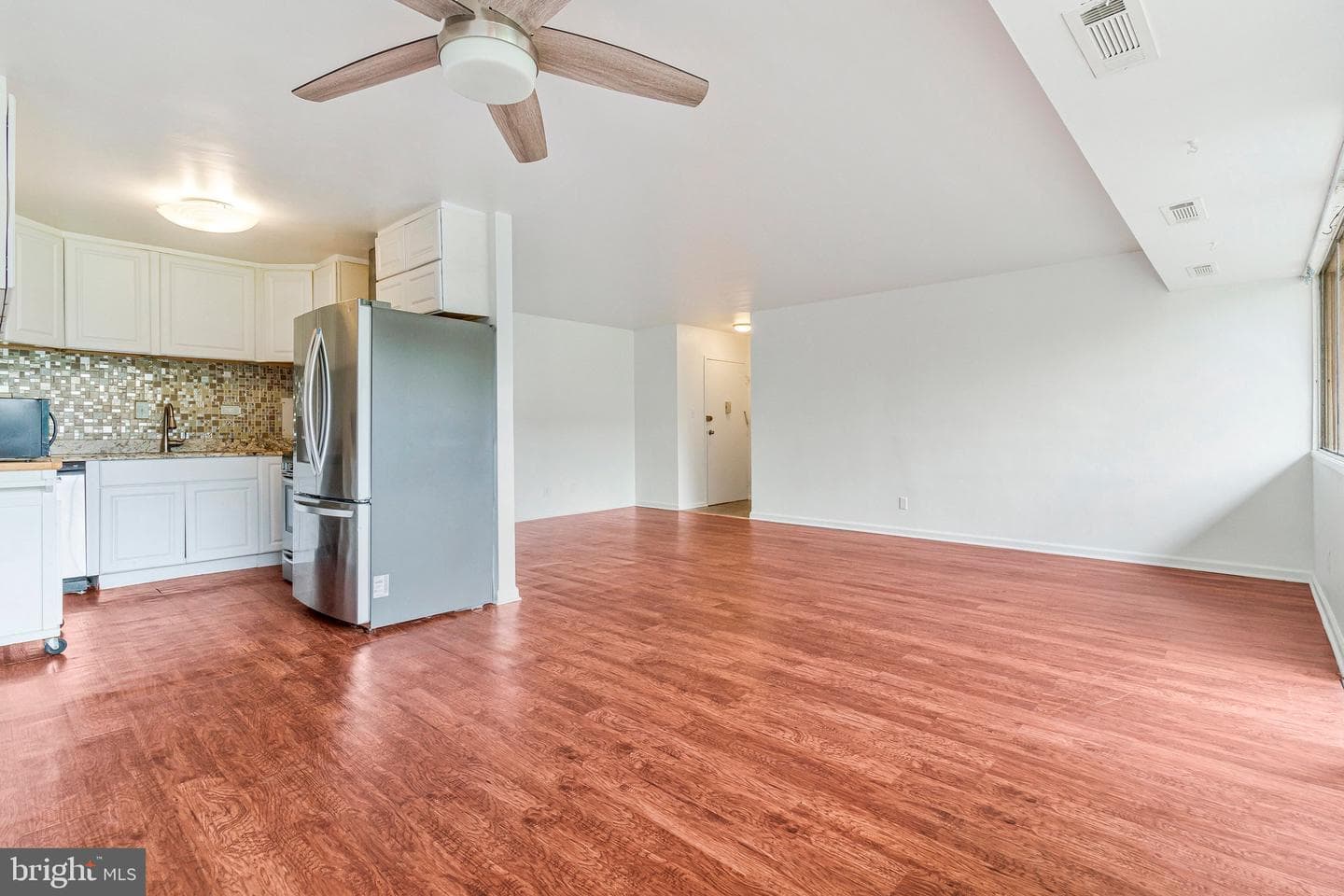 5801 Quantrell Avenue #203 photo 8