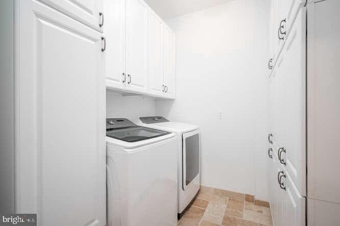 409 S Henry Street photo 22