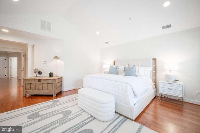 409 S Henry Street photo 35