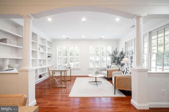 409 S Henry Street photo 8