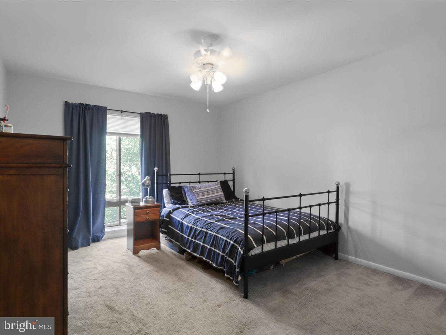 120 Roberts Lane #400 photo 20