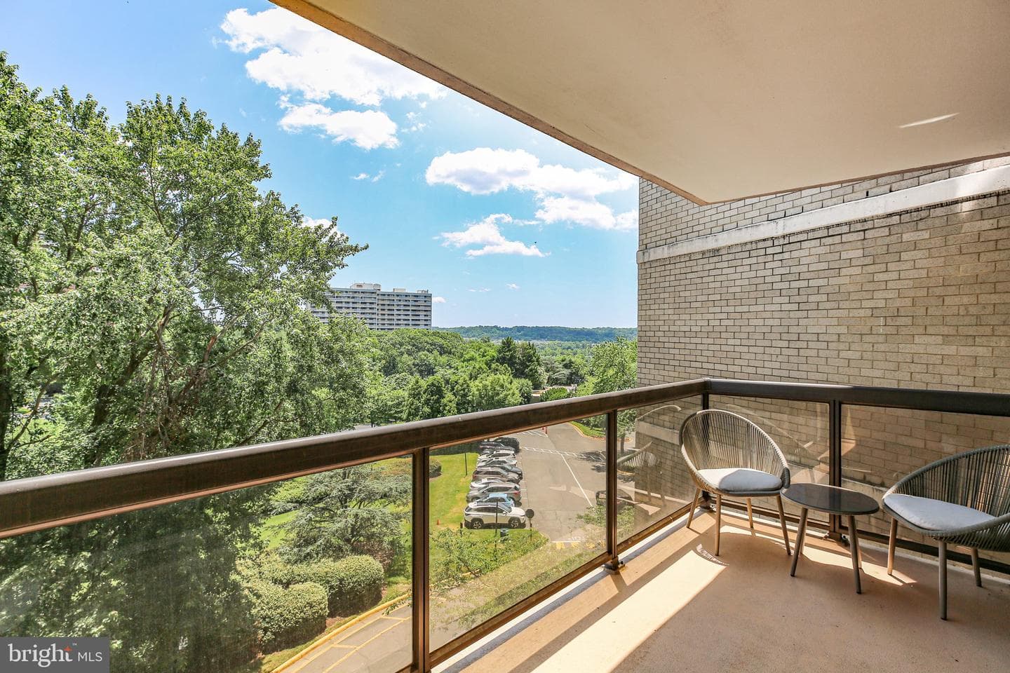 203 Yoakum Parkway #502 photo 9