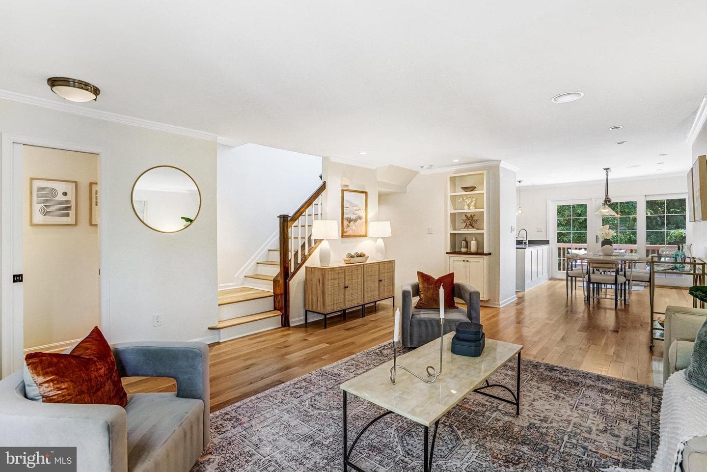 212 Ellsworth Street photo 7