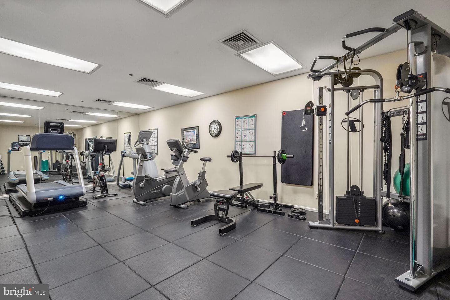 1200 Braddock Place #211 photo 20