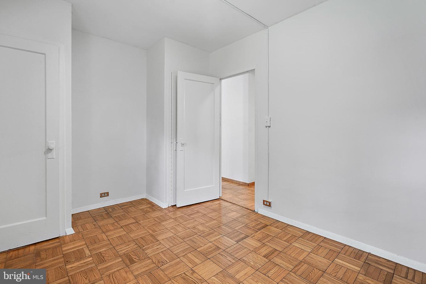 1619 Ripon Place photo 14
