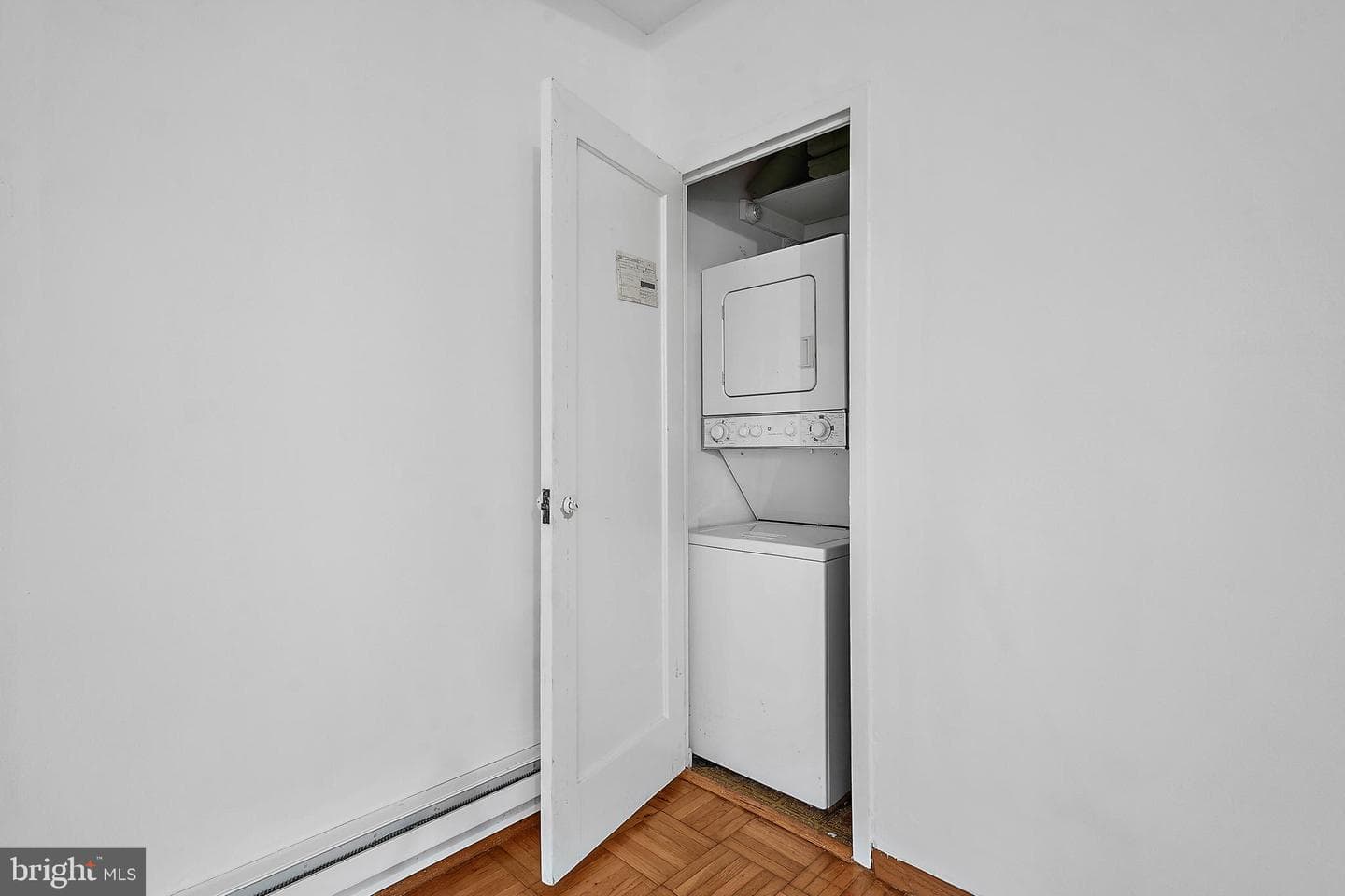 1619 Ripon Place photo 16
