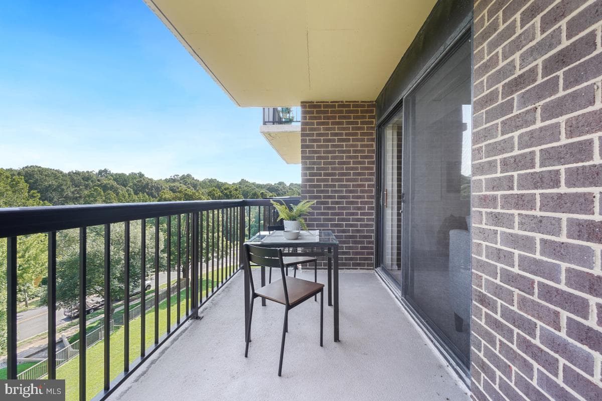 200 N Pickett Street #509 photo 12
