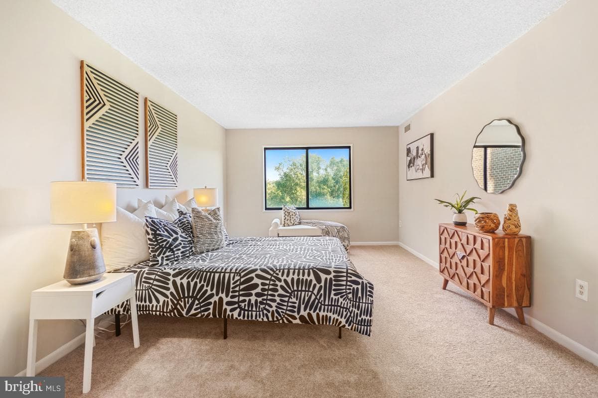 200 N Pickett Street #509 photo 20