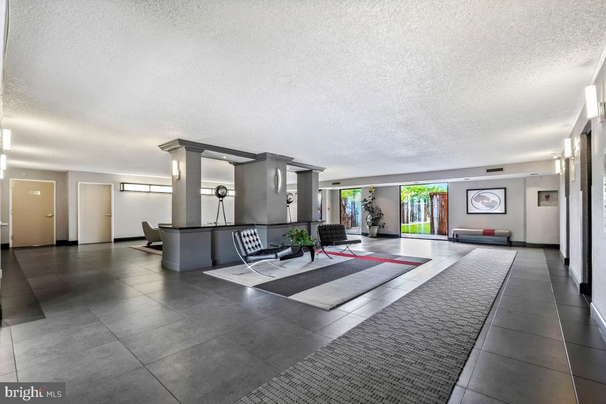 200 N Pickett Street #509 photo 3