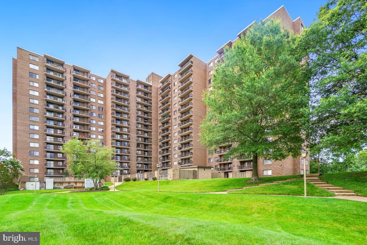 200 N Pickett Street #509 photo 41