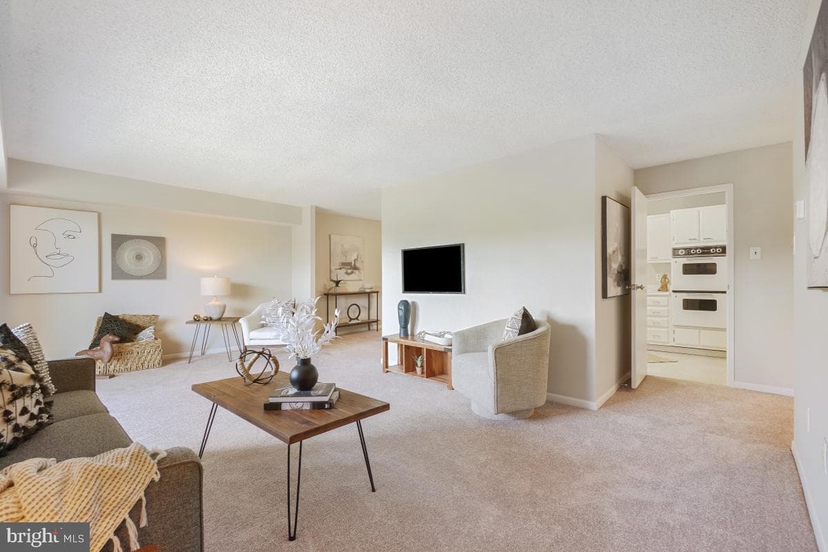 200 N Pickett Street #509 photo 7