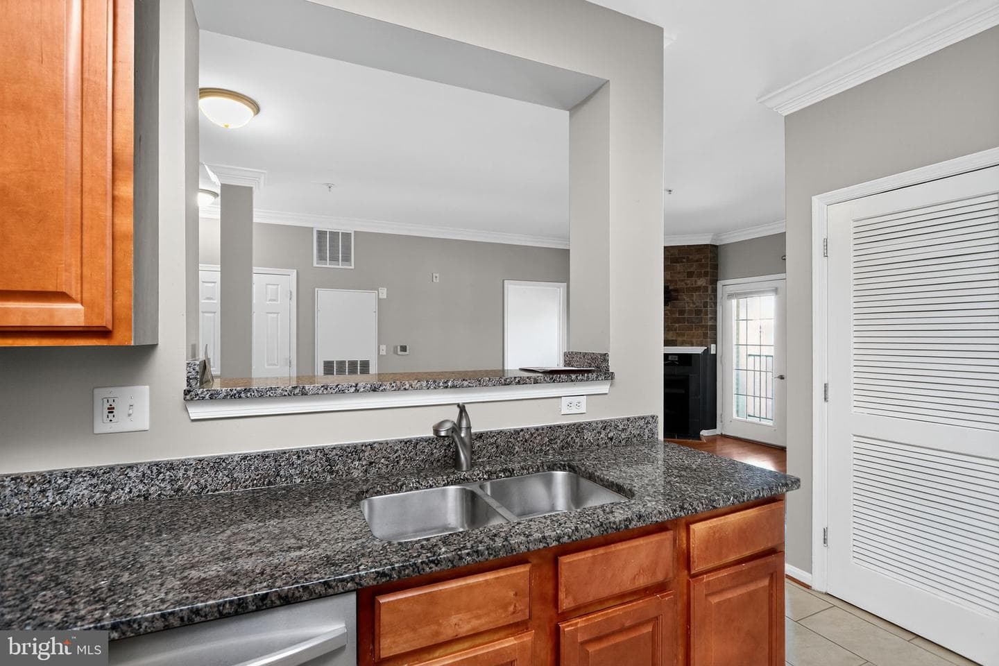 4850 Eisenhower Avenue #427 photo 11