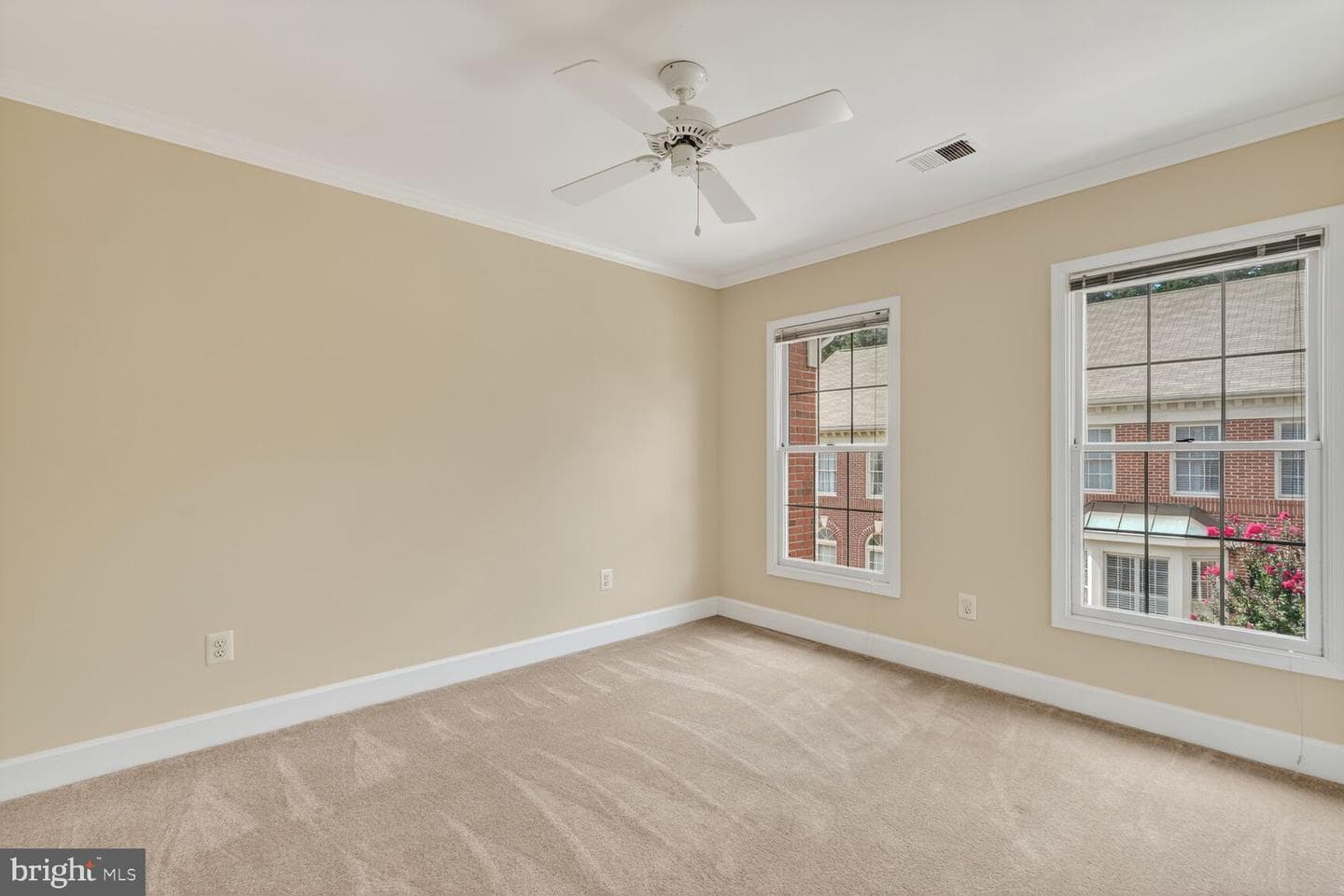 4627 Knight Place photo 13