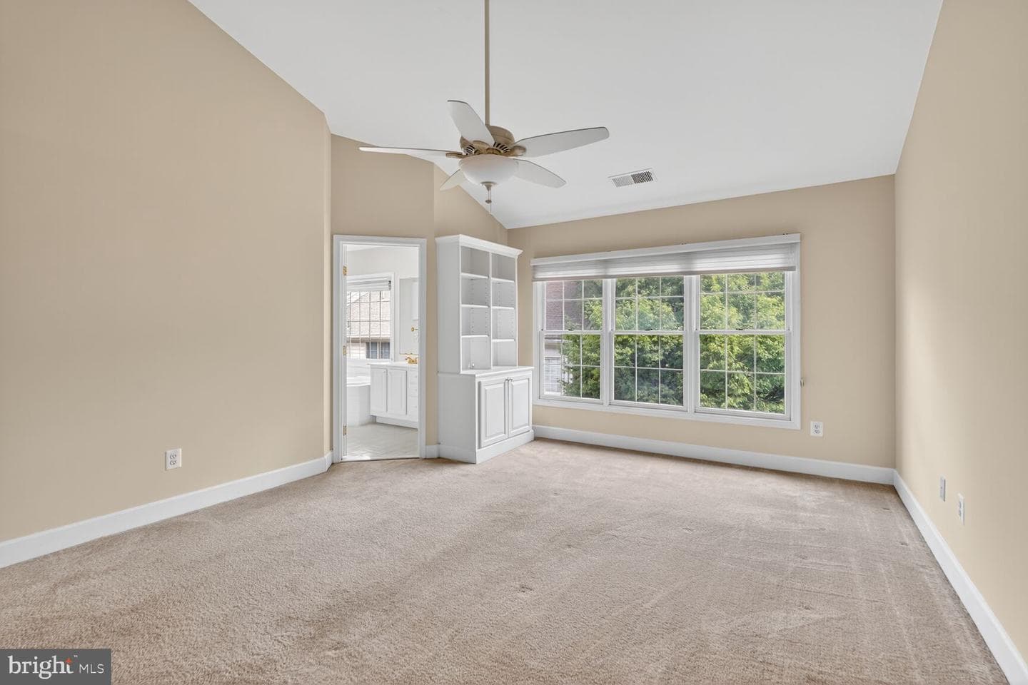 4627 Knight Place photo 18