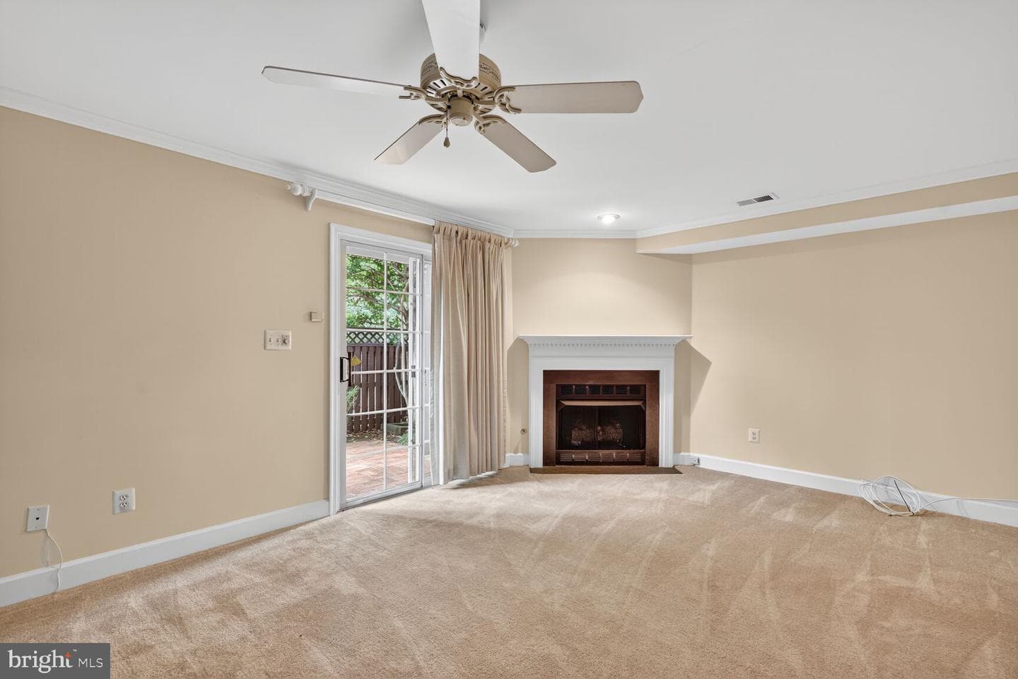 4627 Knight Place photo 22