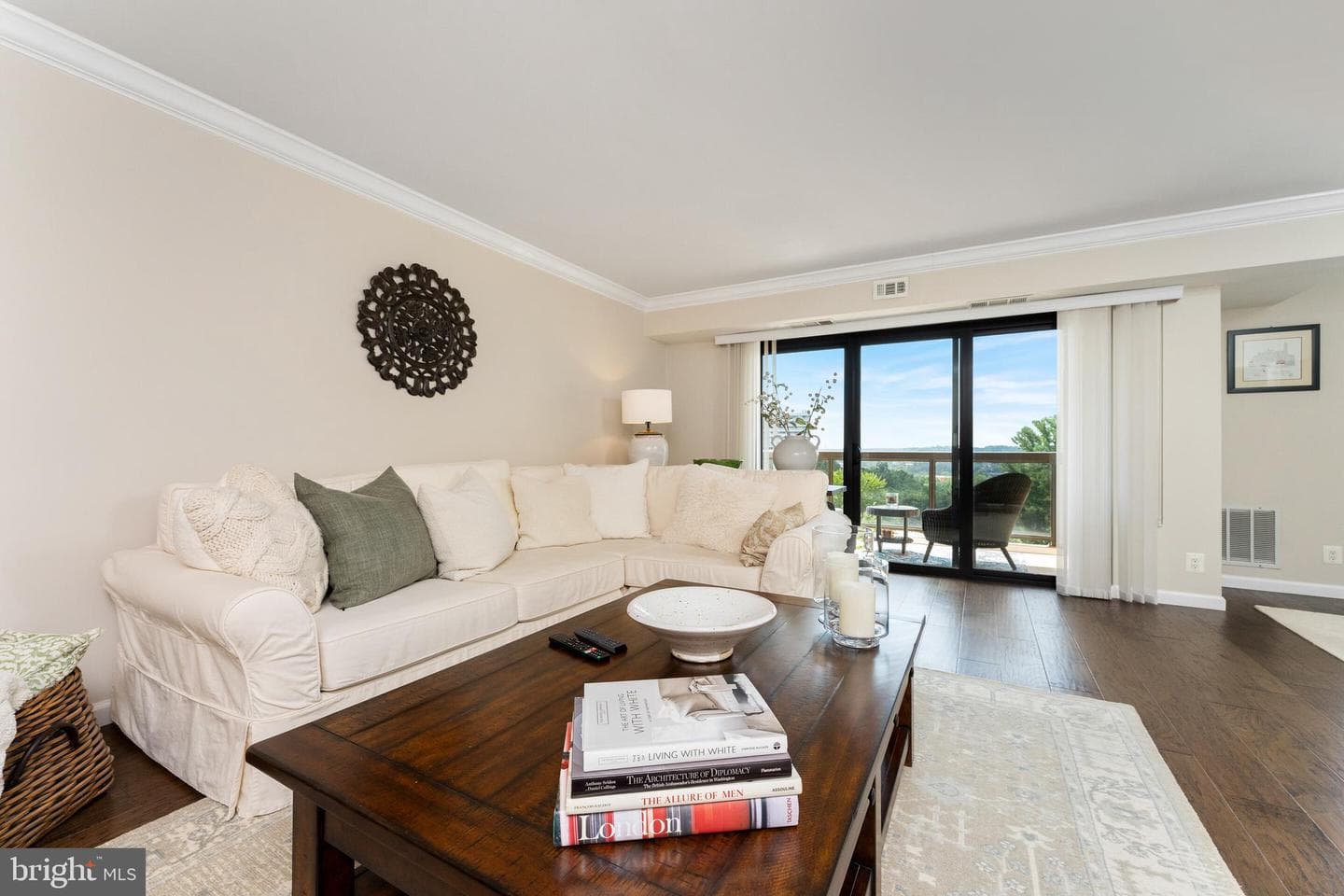 203 Yoakum Parkway #618 photo 7
