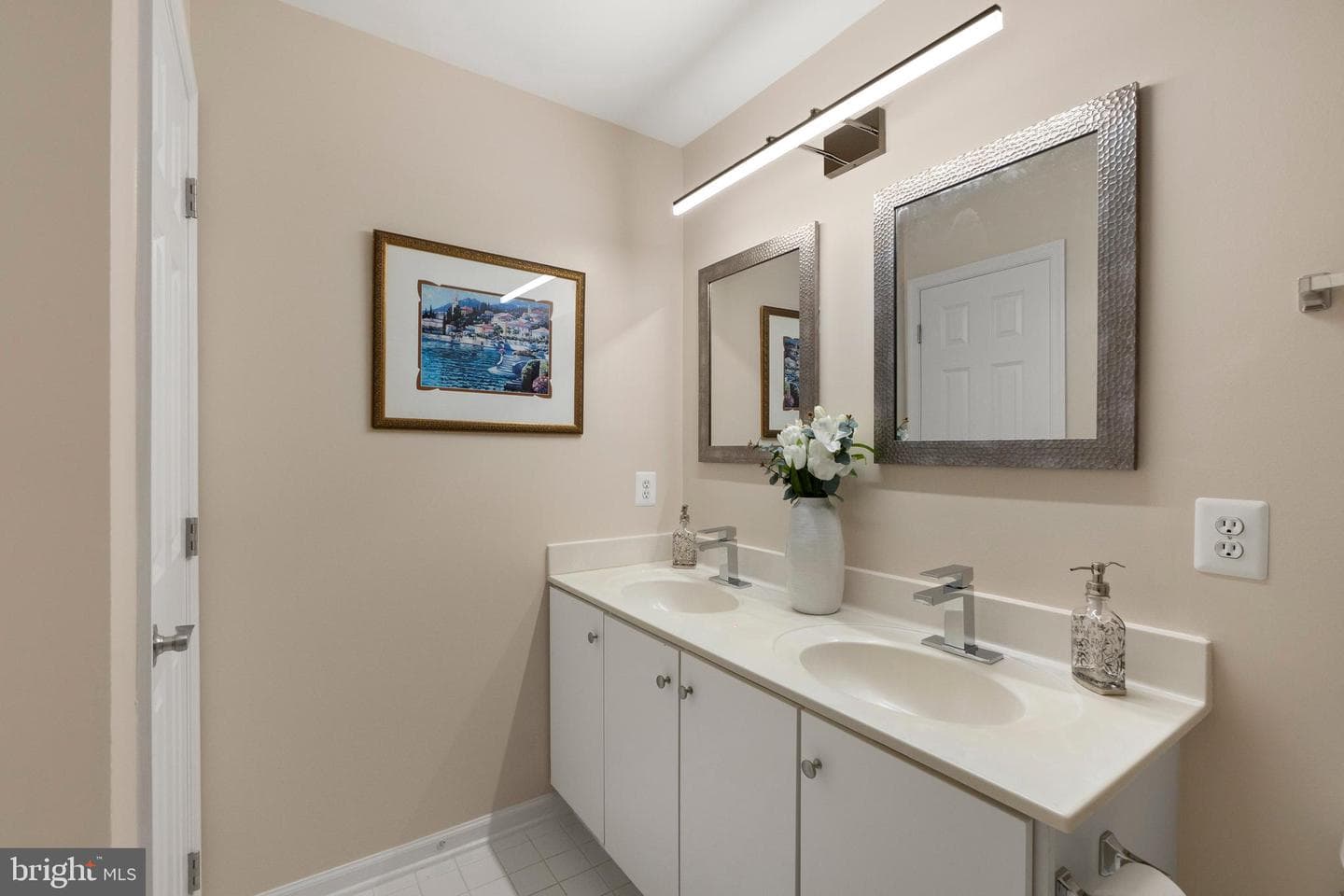 325 Helmuth Lane photo 34