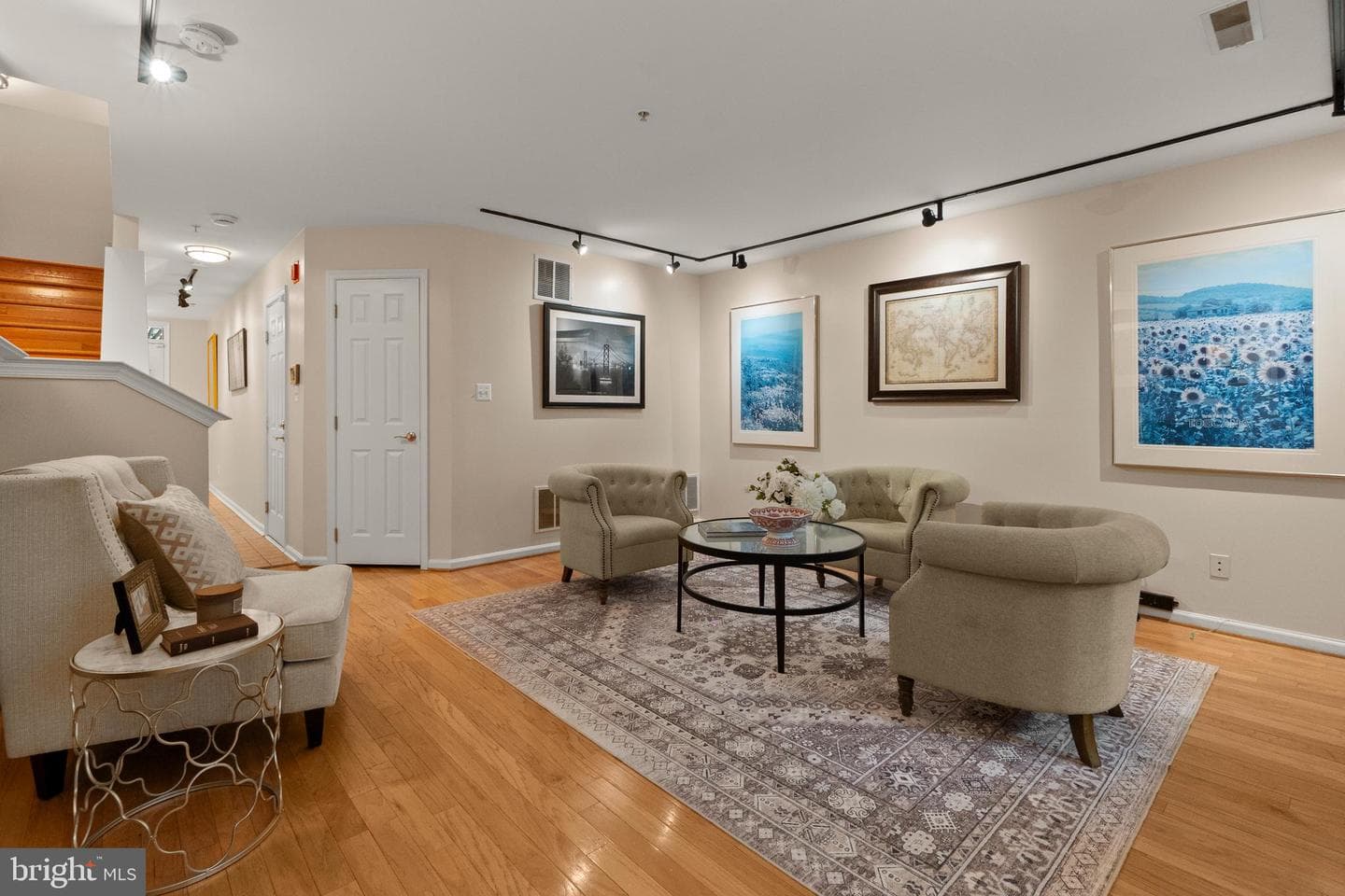 325 Helmuth Lane photo 4