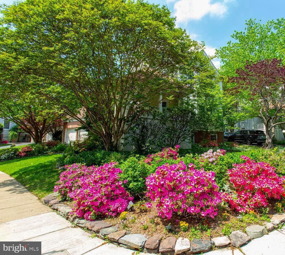 1201 Dartmouth Road photo 1