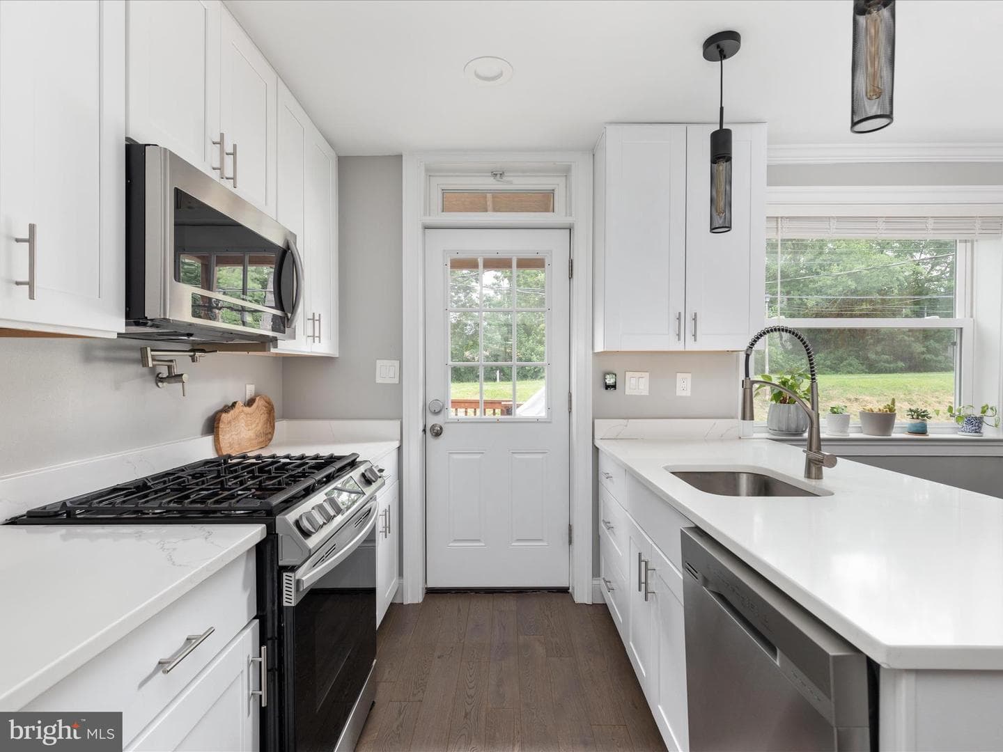 3041 Manning Street photo 10